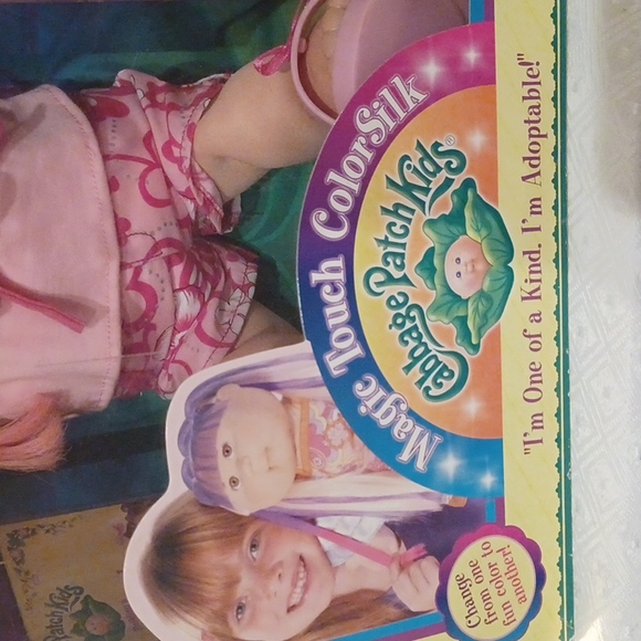 Cabbage Patch Doll New In Box Magic Touch Color Silk  Doll.. - Picture 2 of 9